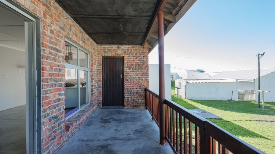 To Let 3 Bedroom Property for Rent in Agulhas Western Cape